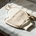 Le gant exfoliant deux faces VELVI PARIS